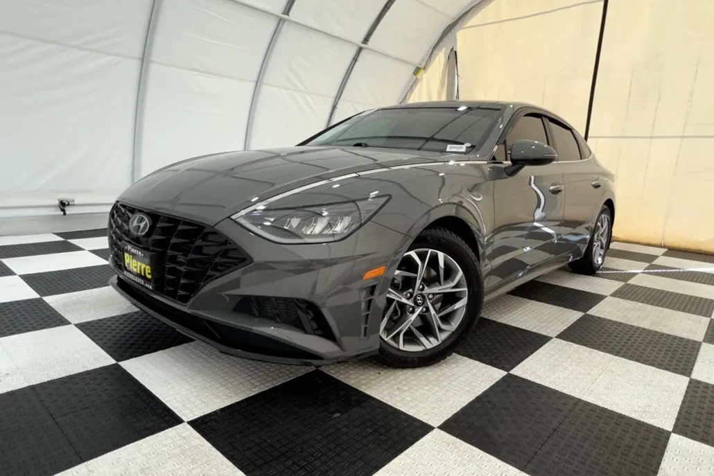 2020 Hyundai Sonata SEL photo 1