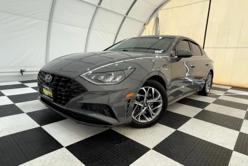 2020 Hyundai Sonata SEL photo 1