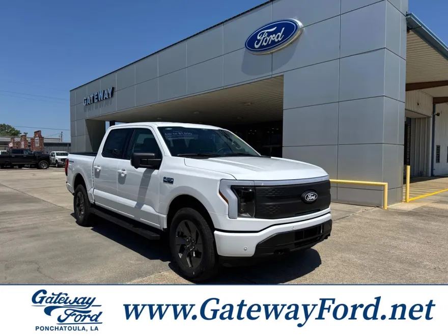 2025 Ford F-150 Lightning photo 1