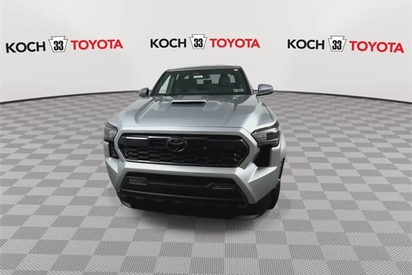 2025 Toyota Tacoma TRD Sport photo 1