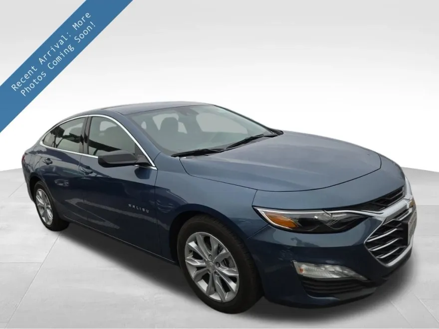 2024 Chevrolet Malibu 1LT photo 1