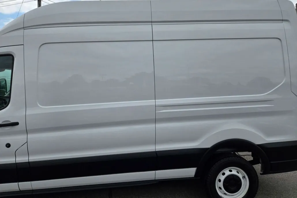 2021 Ford Transit Cargo Van photo 1