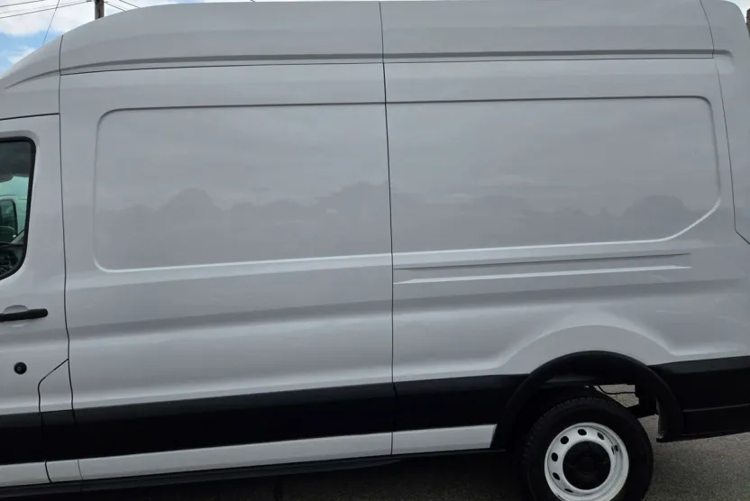 2021 Ford Transit Cargo Van photo 1