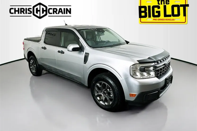 2022 Ford Maverick XLT photo 1