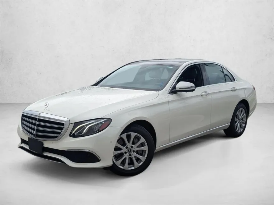 2020 Mercedes Benz E 350 4MATIC Sedan photo 1