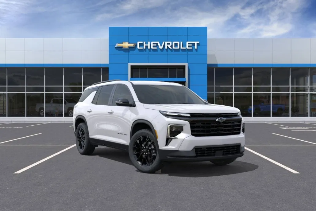 2025 Chevrolet Traverse photo 1