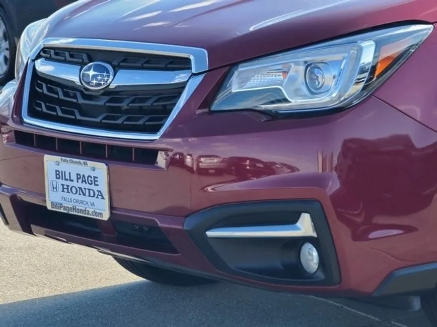 2018 Subaru Forester 2.5i Touring photo 1