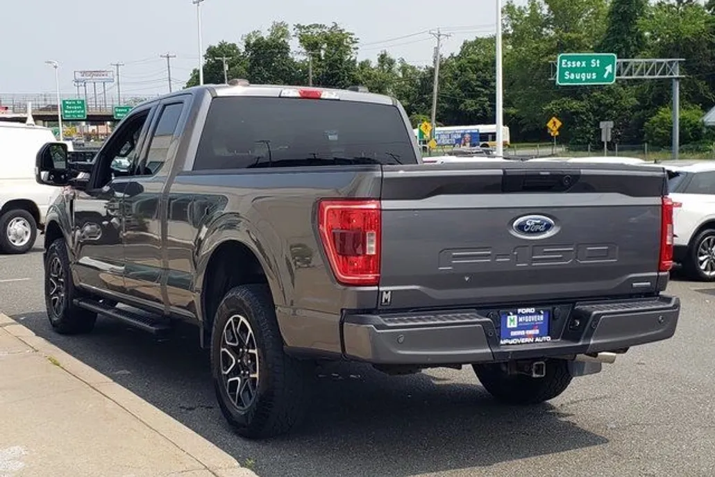 2022 Ford F-150 XLT photo 1