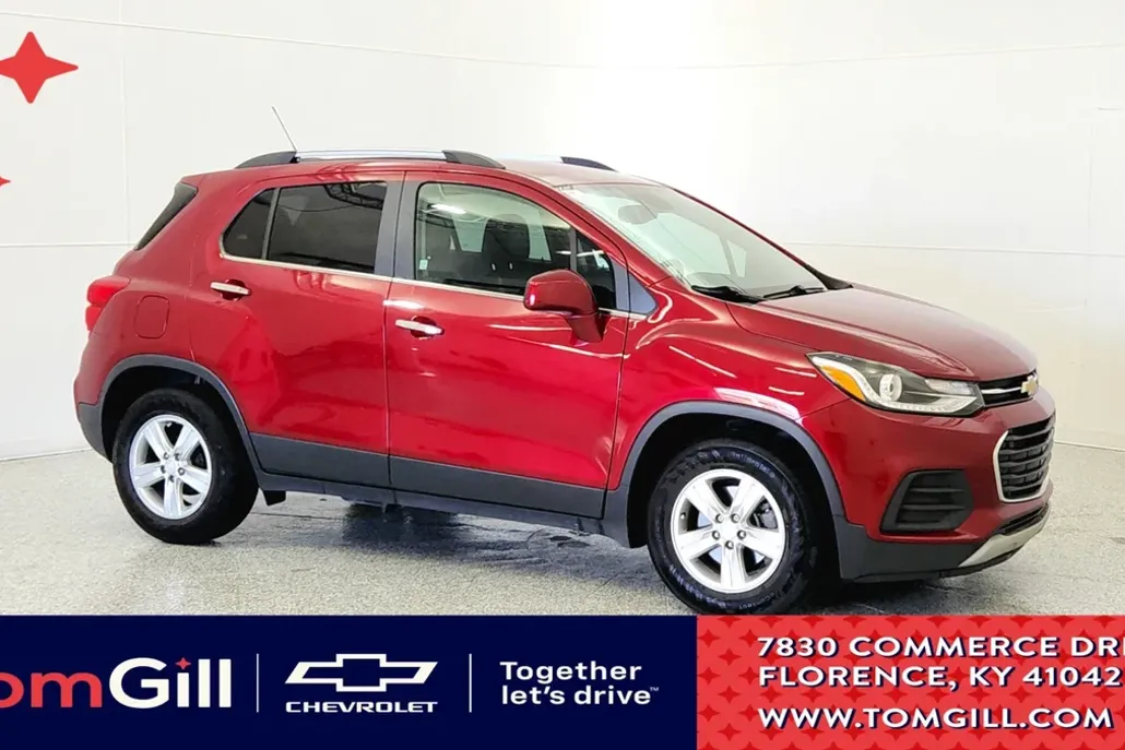 2020 Chevrolet Trax LT photo 1