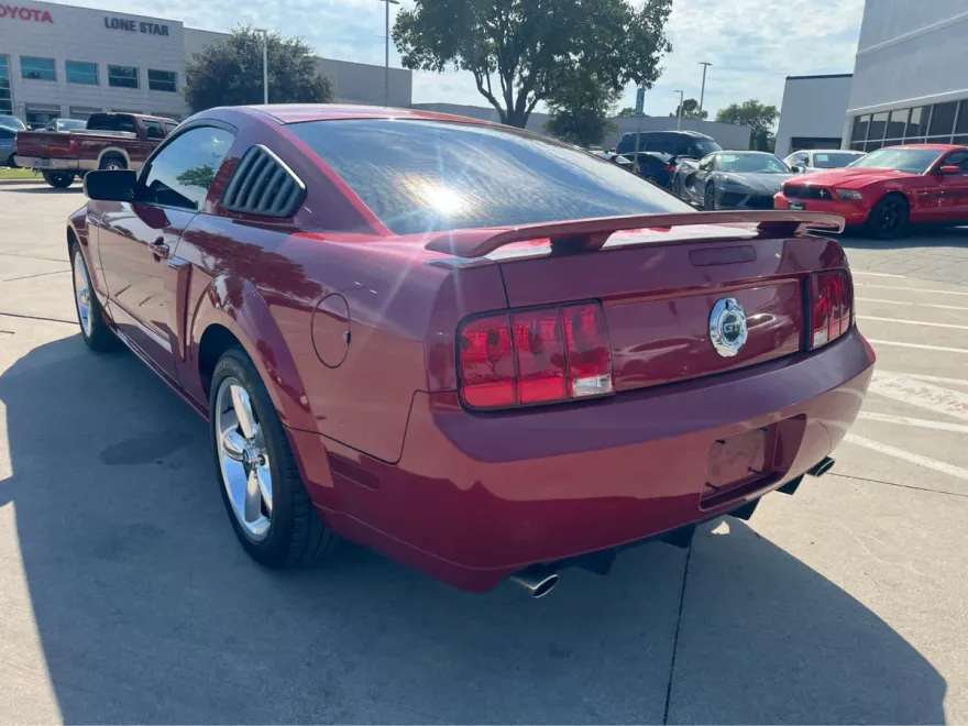 2008 Ford Mustang GT Deluxe photo 1