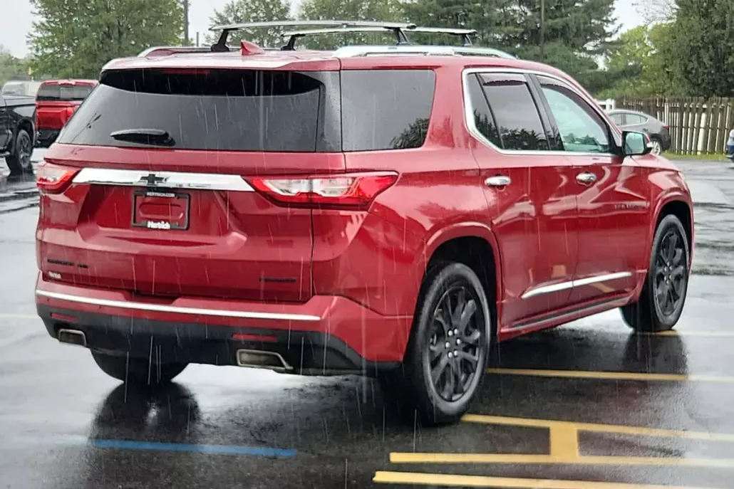 2019 Chevrolet Traverse Premier photo 1