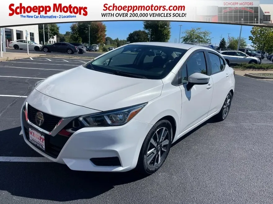 2021 Nissan Versa SV photo 1