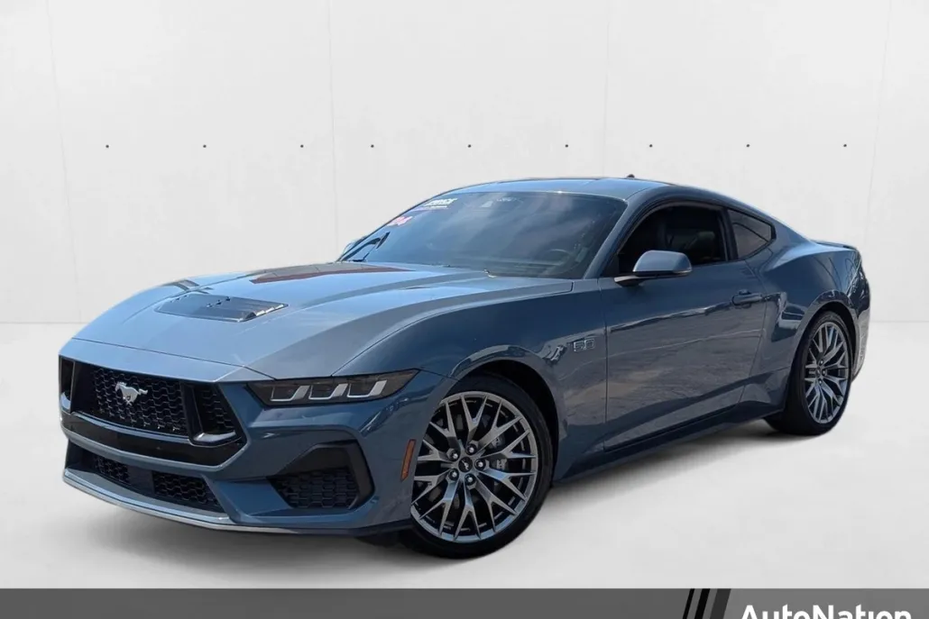 2024 Ford Mustang GT Premium photo 1