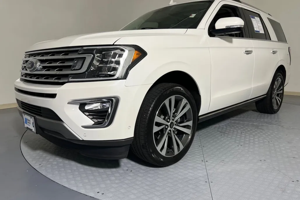 2021 Ford Expedition Limited photo 1