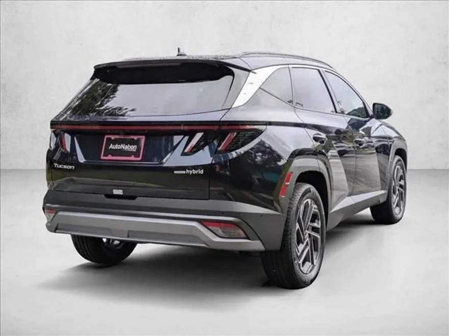 2025 Hyundai Tucson Hybrid Limited photo 1