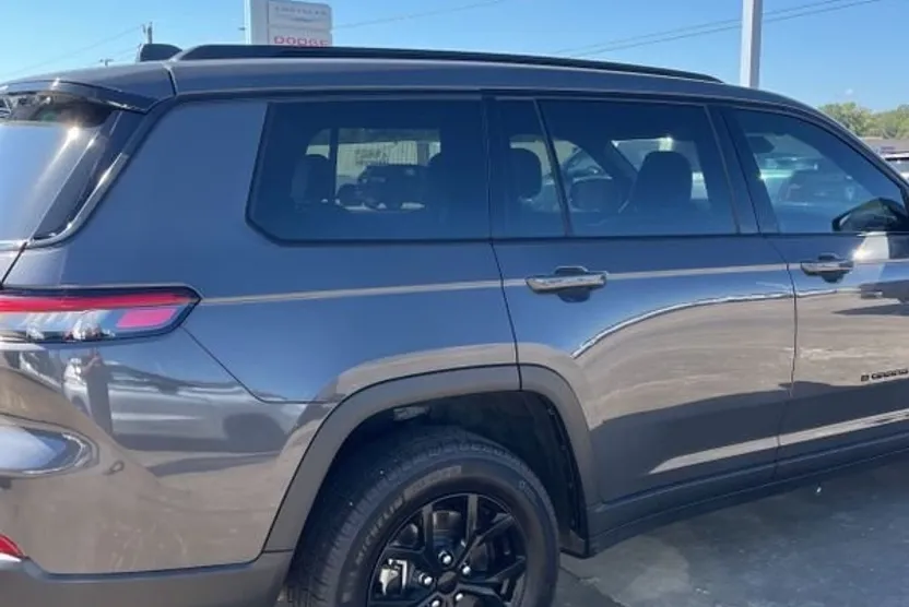 2024 Jeep Grand Cherokee Altitude X photo 1