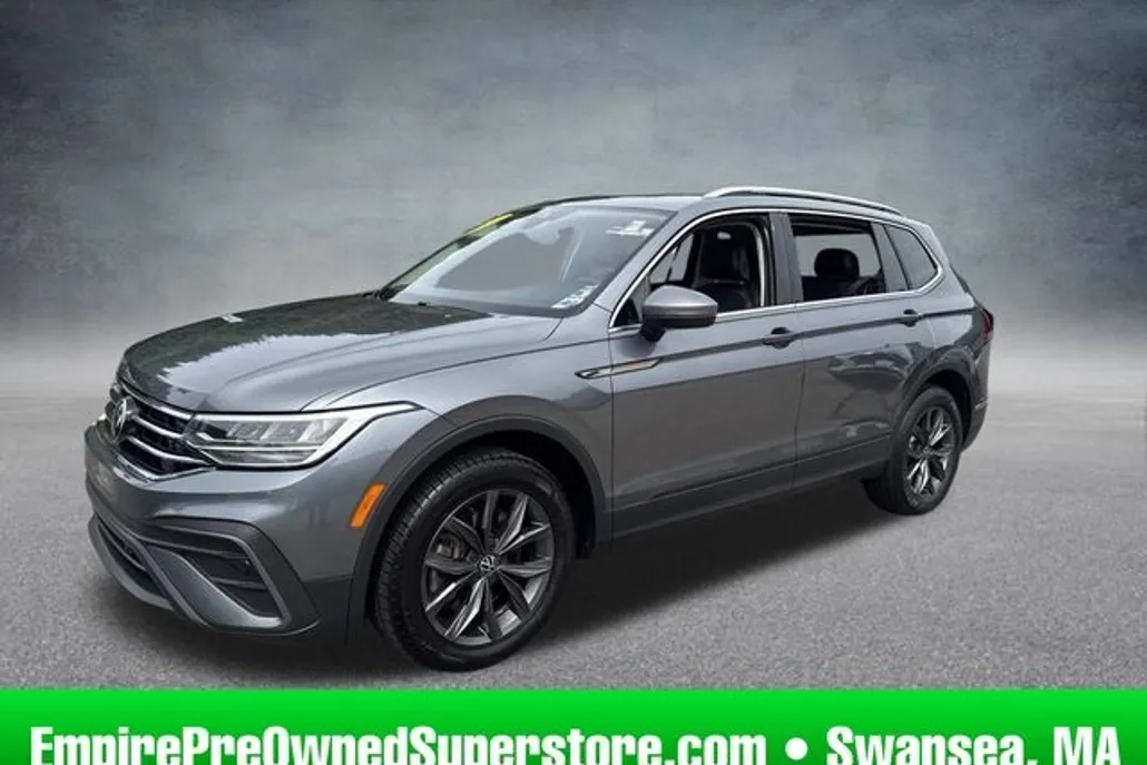 2022 Volkswagen Tiguan SE photo 1