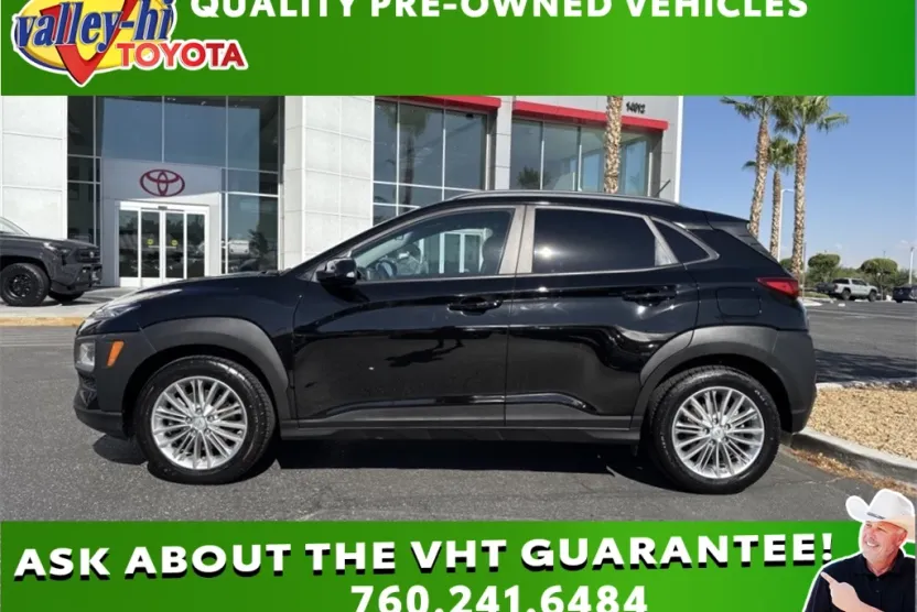 2021 Hyundai Kona SEL photo 1