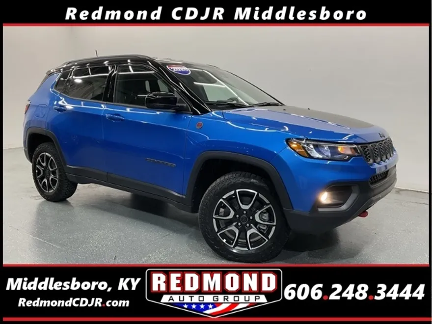 2026 Jeep Compass Trailhawk photo 1