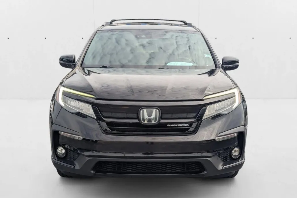 2021 Honda Pilot Black Edition photo 1
