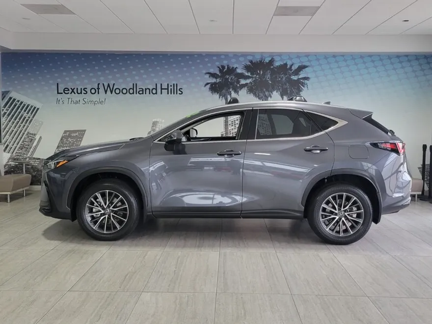 2025 Lexus NX 350h Premium AWD photo 1