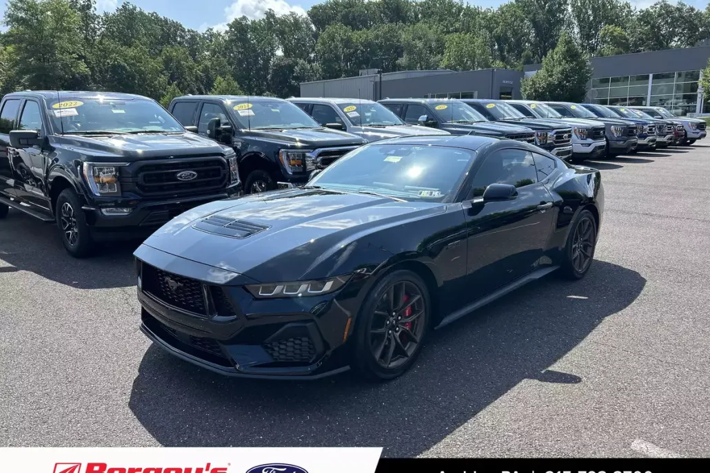2024 Ford Mustang GT Premium photo 1