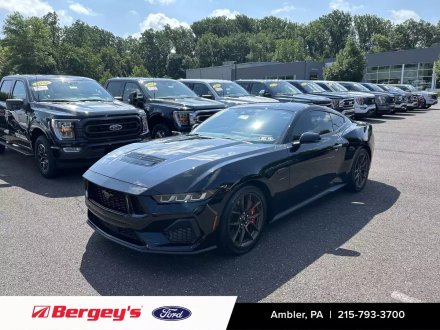 2024 Ford Mustang GT Premium photo 1