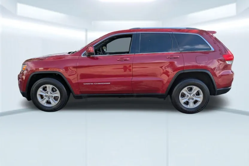 2014 Jeep Grand Cherokee Laredo photo 1