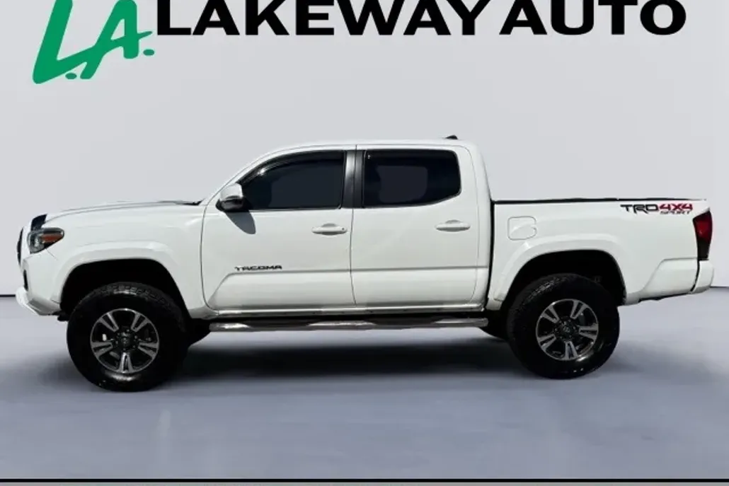 2019 Toyota Tacoma TRD Sport photo 1
