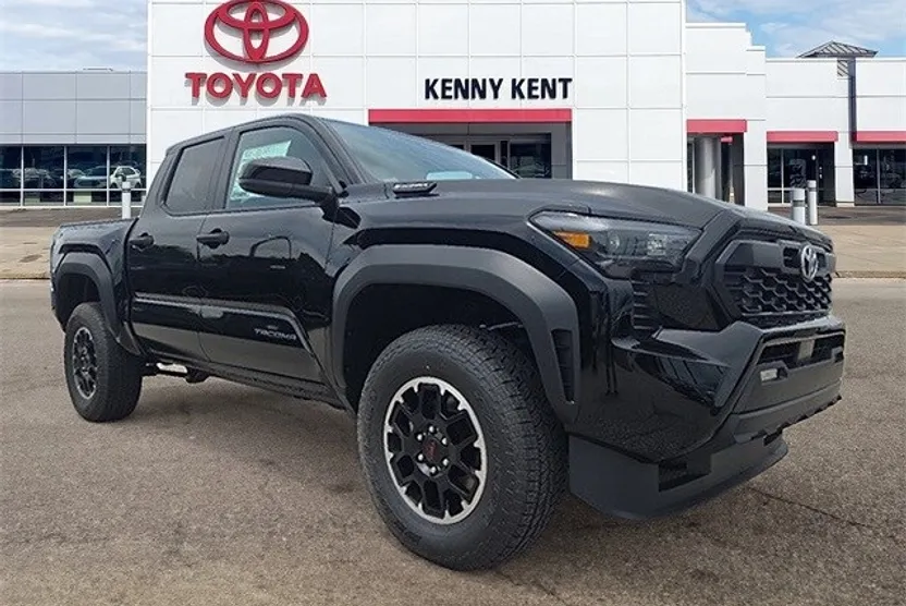 2025 Toyota Tacoma TRD photo 1