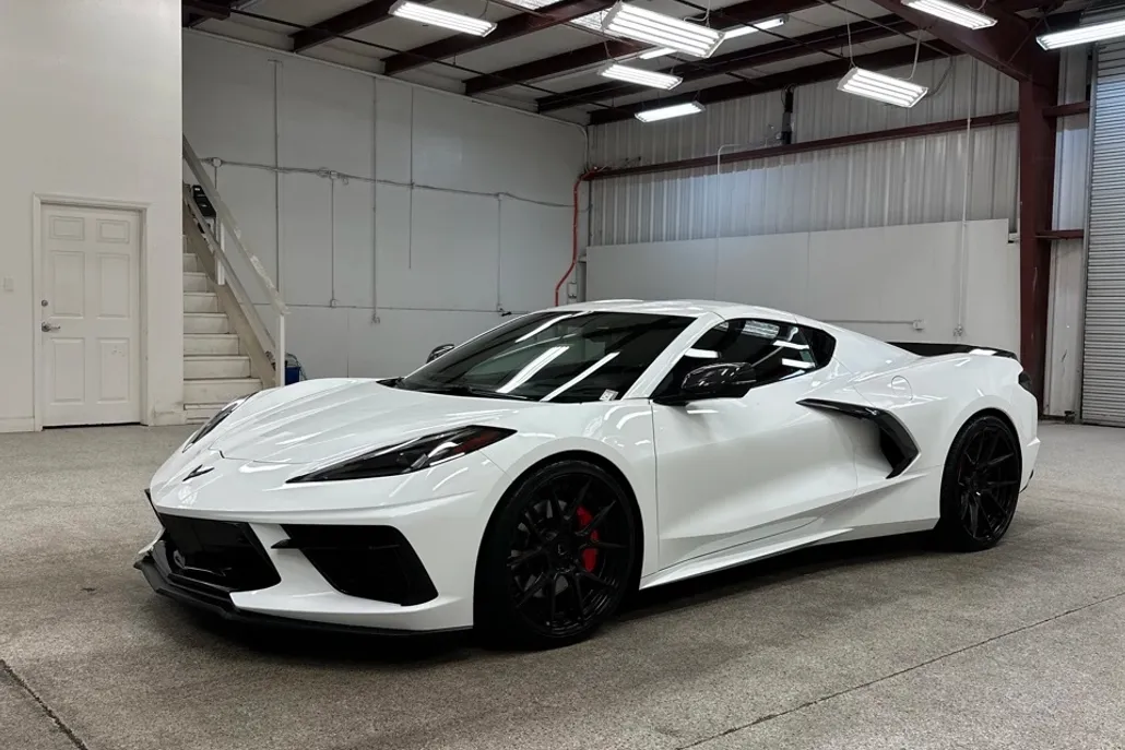 2020 Chevrolet Corvette Stingray photo 1
