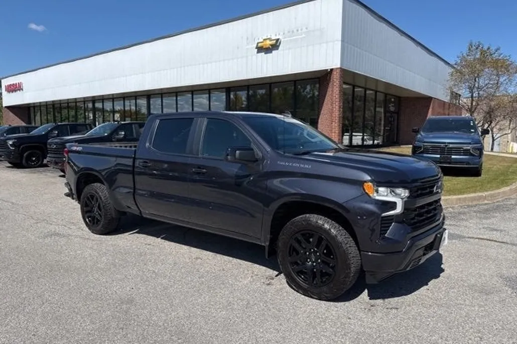 2023 Chevrolet Silverado 1500 RST photo 1