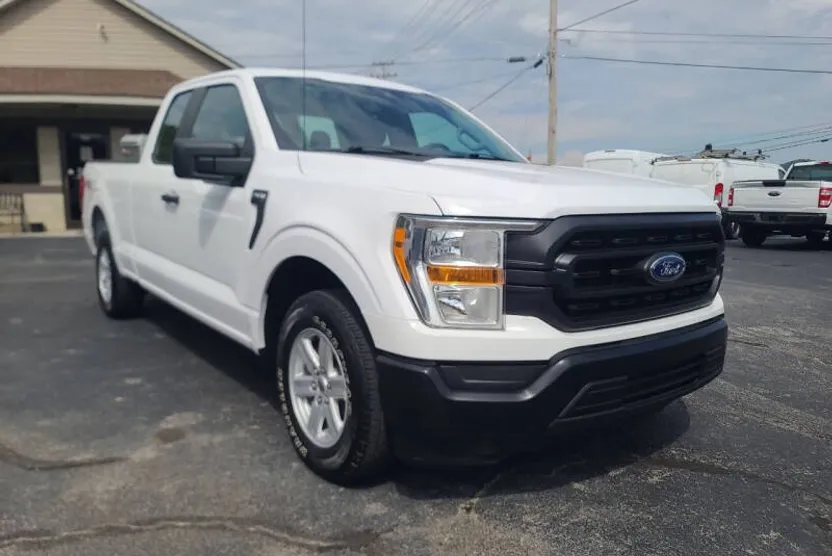 2021 Ford F-150 XLT photo 1