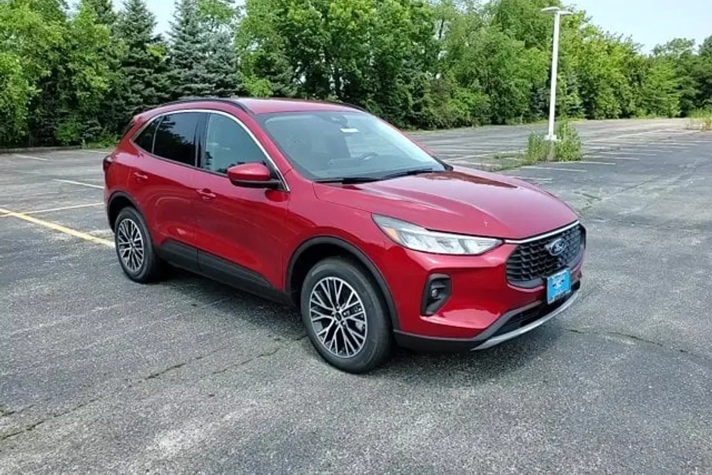 2024 Ford Escape photo 1