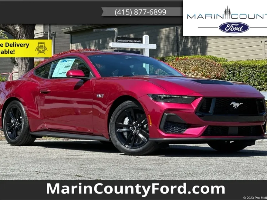 2025 Ford Mustang GT photo 1