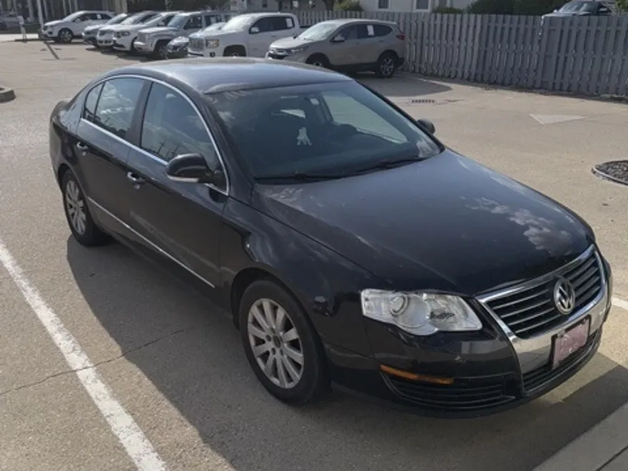 2008 Volkswagen Passat Turbo photo 1