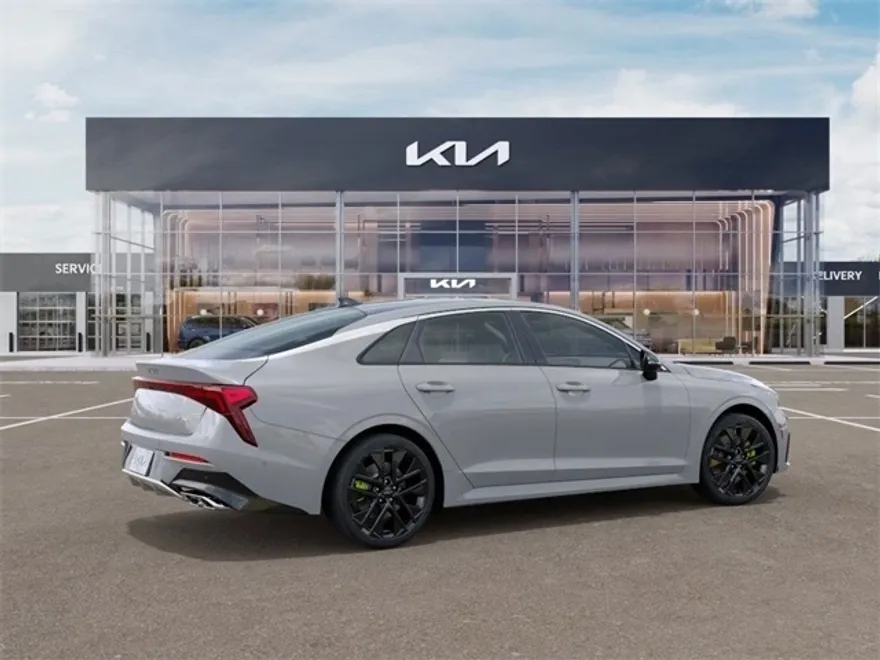 2025 Kia K5 GT photo 6