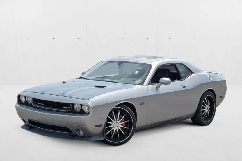 2011 Dodge Challenger SRT8 photo 1