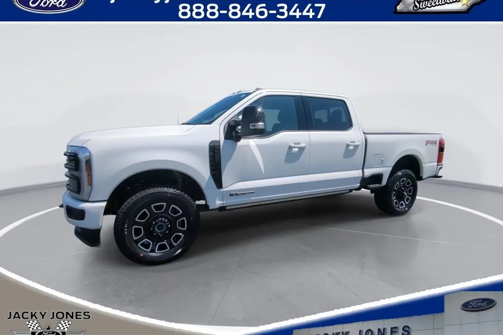 2025 Ford F-350 Platinum photo 1