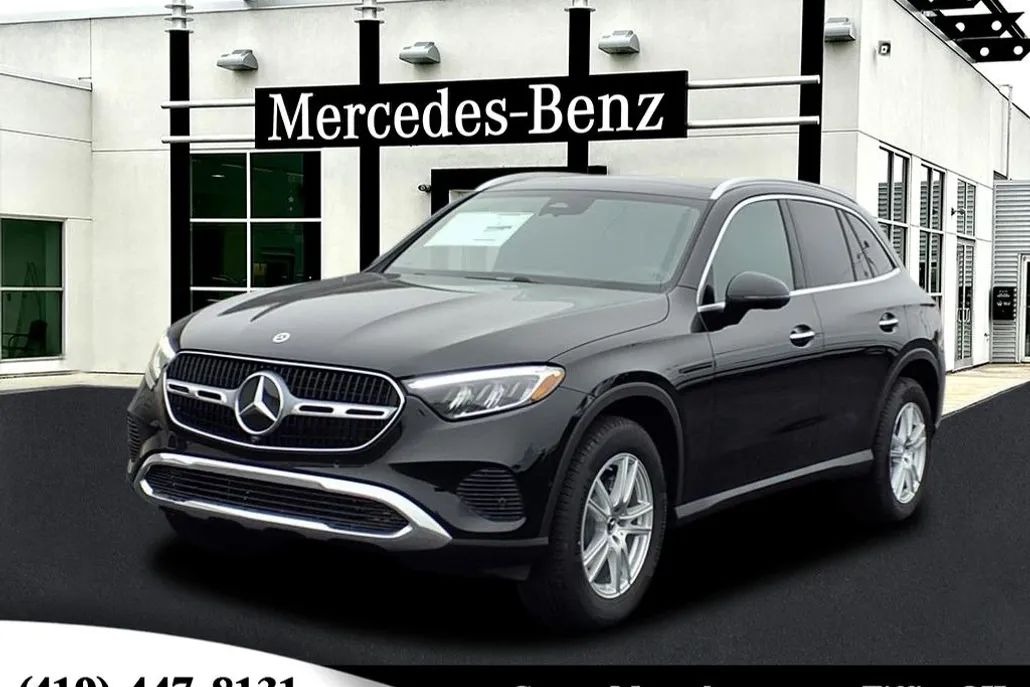 2025 Mercedes Benz GLC 300 4MATIC photo 1
