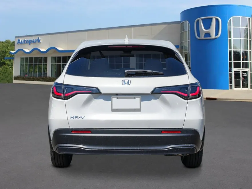 2026 Honda HR-V LX photo 1