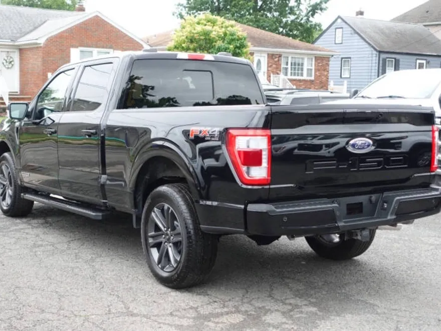 2023 Ford F-150 Lariat photo 1