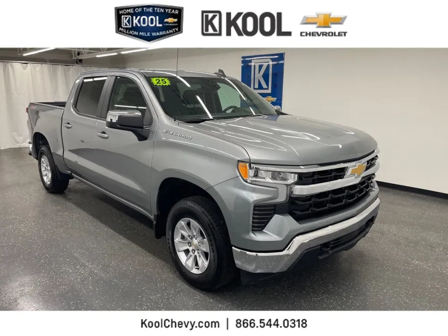 2025 Chevrolet Silverado 1500 LT1 photo 1
