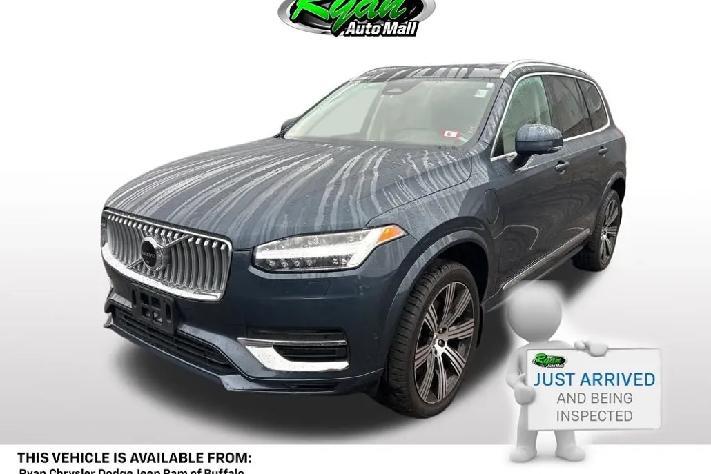 2023 Volvo XC90 Recharge T8 Plus photo 1