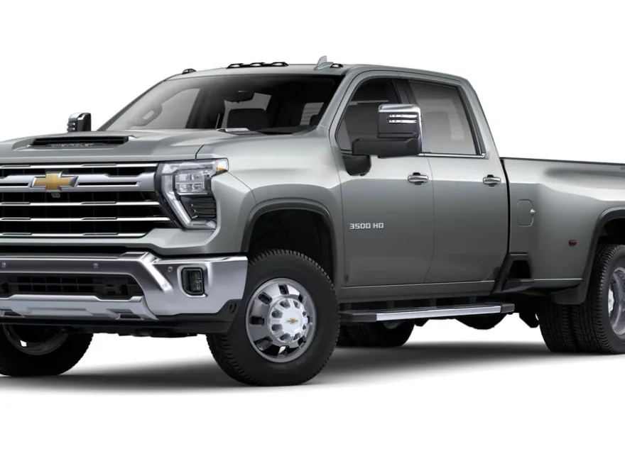 2025 Chevrolet Silverado 3500HD LTZ photo 1