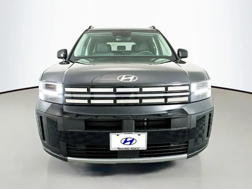 2026 Hyundai Santa Fe SEL photo 1