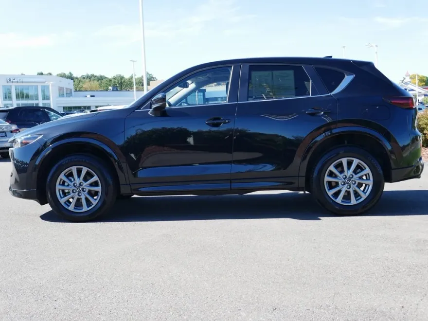 2025 Mazda CX-5 2.5 S Preferred photo 1