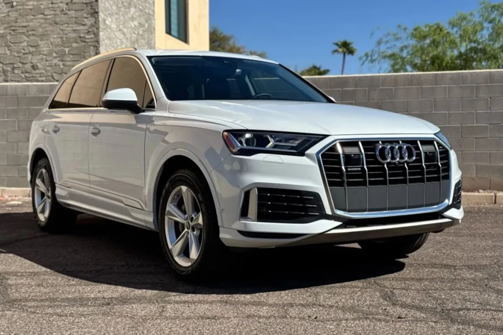 2023 Audi Q7 Premium photo 1