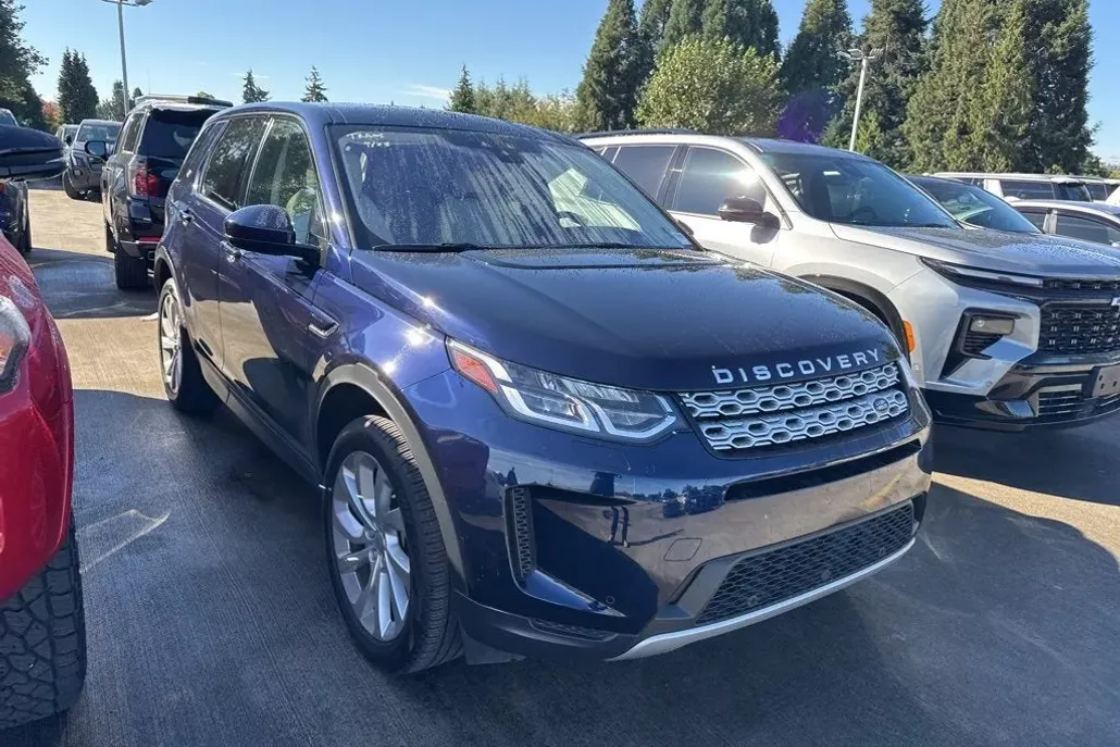 2020 Land Rover Discovery Sport S photo 1