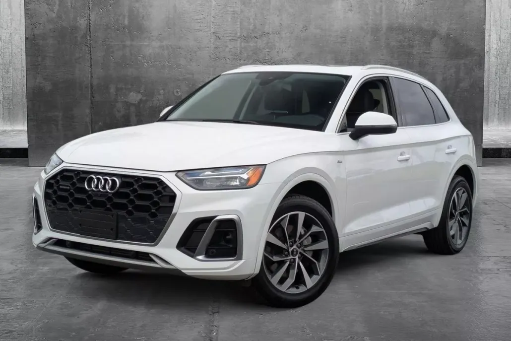 2023 Audi Q5 45 S line Premium photo 1